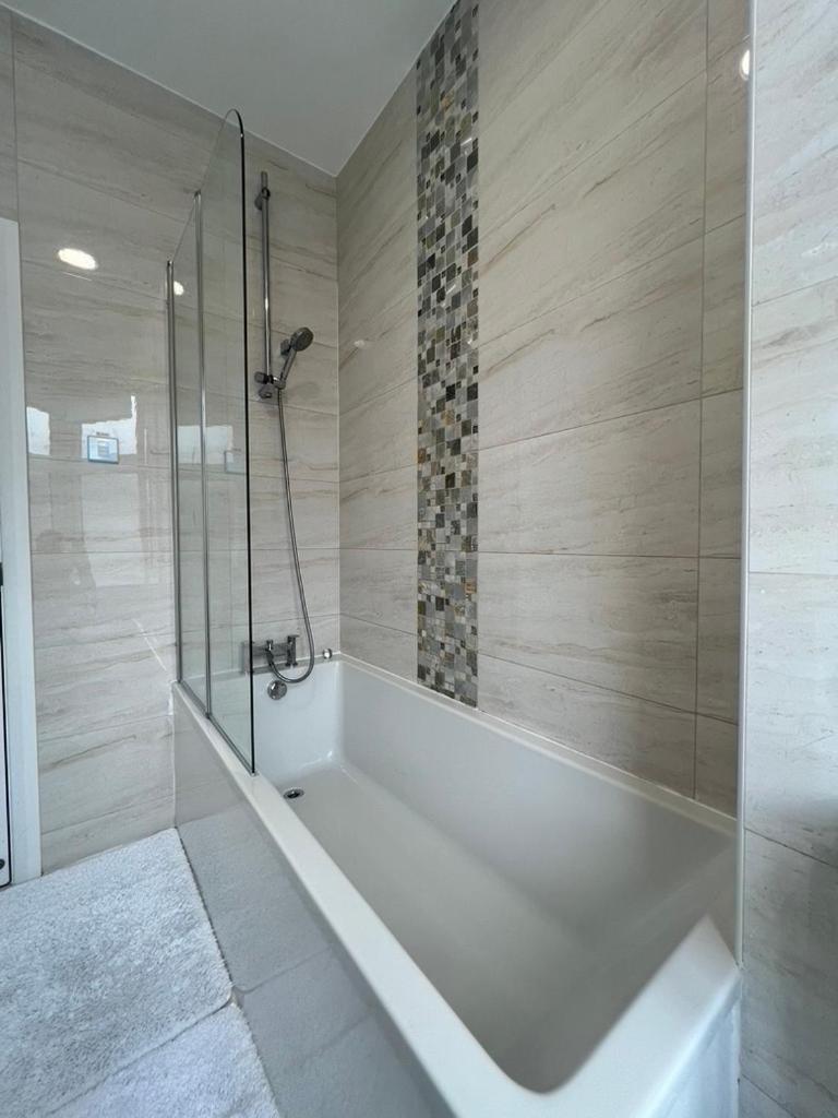 פינצ'לי Zenobia London Luxury Apartments מראה חיצוני תמונה