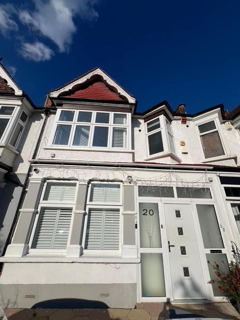 פינצ'לי Zenobia London Luxury Apartments מראה חיצוני תמונה